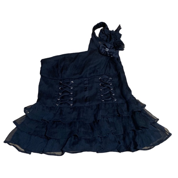 Do & Be women’s one shoulder black blouson style corset top. - Picture 6 of 14